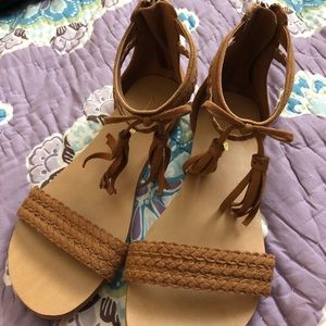 Girls sandals